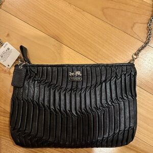 NWT Coach Madison Gathered Leather Zip Crossbody Clutch BLACK/Silver 48498 $278